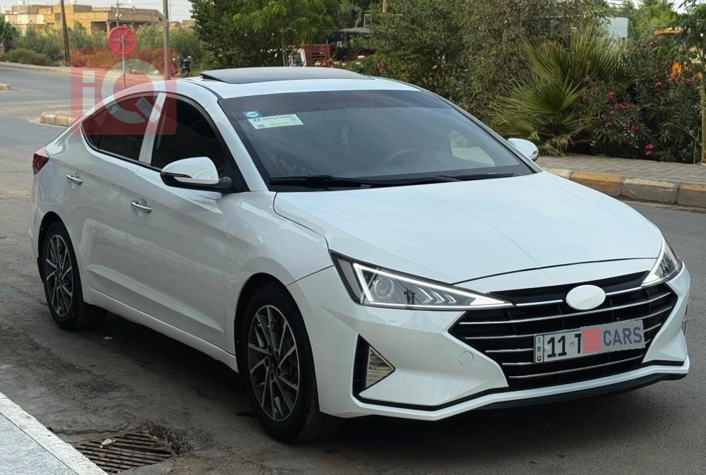 هیۆندای ئەلەنترا